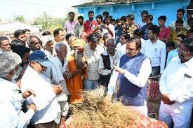 bhopal, Farmers showed crops , Bhupendra Singh