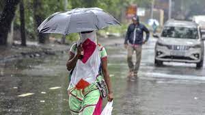 bhopal, strong heat , light rain 
