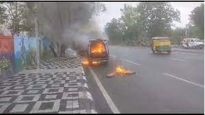 indore, children to school ,caught fire
