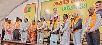bhopal,  retired IAS, Congress ,join BJP