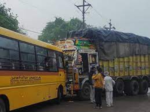 burhanpur,Truck hits ,private school bus