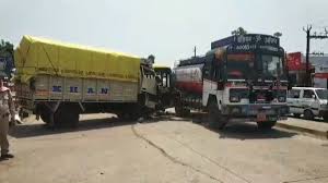 jabalpur, Major road accident, bus and truck