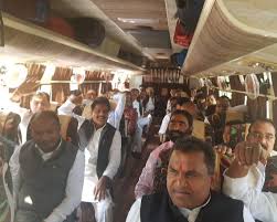 bhopal, Congress MLA, arrives airport, fearing mission lotus