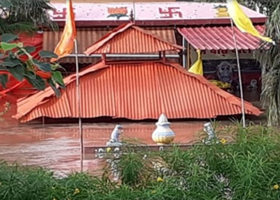 bhopal, Vidisha road closed ,due to floods, Betwa, flooded Ganeshji drowned
