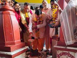agar malwa, Uttarakhand Chief Minister, worshiped , Pitambara Peeth