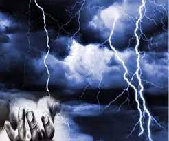 rajgarh, Youth dies ,struck by lightning
