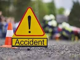 gwalior,Six injured ,loading and auto