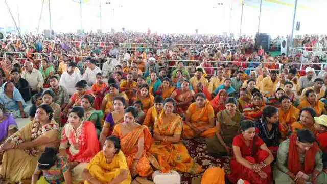 मुस्लिम परिवार द्वारा श्रीमद्भागवत कथा का आयोजन