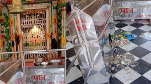 ujjain, Theft by breaking , Gadkalika temple