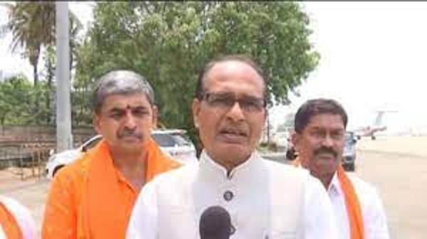 bhopal, Congress retaliates , Shivraj