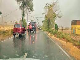 bhopal, Drizzle with strong , afternoon