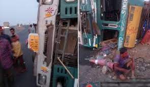rajgarh, Uncontrollable truck ,Machhaliya Ghat