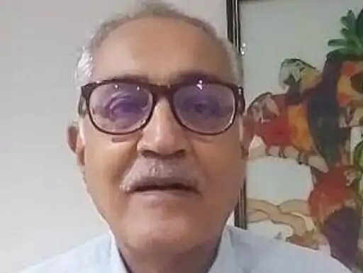 पूर्व विधायक शर्मा रविवार को भोपाल में कमलनाथ के निवास पहुंचे