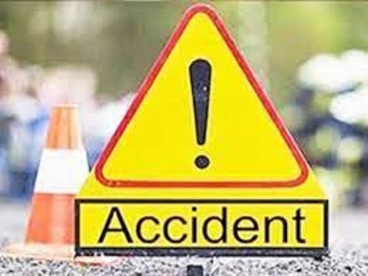Indore, Pickup vehicle, driver killed