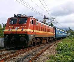 महाकाल की नगरी में शिवभक्तों का आना-जाना लगा हुआ है