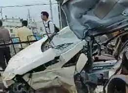 chindwara,  speeding car , two friends died