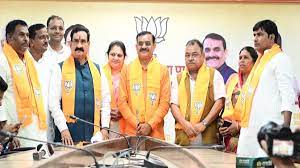 bhopal, Abhay Mishra , Neelam Mishra ,join BJP