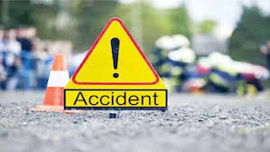 anuppur, Heavy collision , jeep and two wheeler