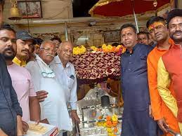 agarmalwa, Baba Baijnath , palanquin made 