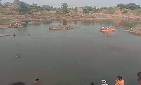  Burhanpur, Four youth drowned , Tapti river