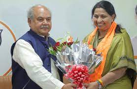 bhopal, Savita Diwan Sharma ,joins BJP