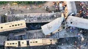anrawati, 14 killed, Andhra Pradesh ,train accident