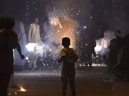 ujjain,Marriage , bursting firecrackers