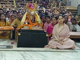 ujjain, Storyteller Jaya Kishori, visited Bhasma Aarti