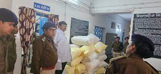 seoni, illegal ganja ,seized from container