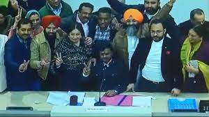 chandigarh, BJP defeated, Indi alliance 