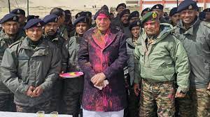 jammu, Defense Minister ,Holi with soldiers