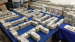 ujjain, 15 crore cash, IPL bookie