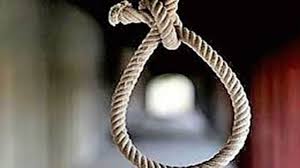 bhopal, Female employee ,hangs herself 