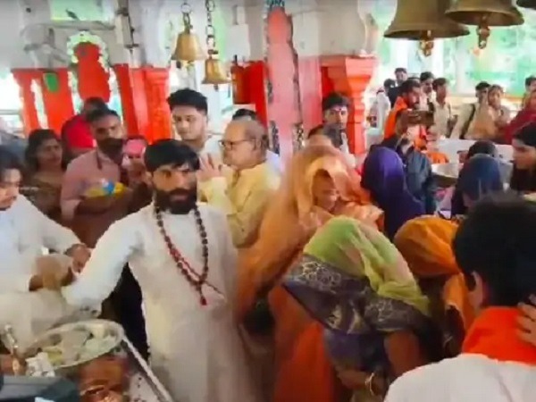 indore, adopted Hindu religion , Indore