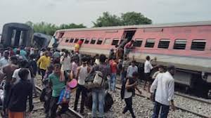 lucknow, Five coaches , Dibrugarh Express derail 
