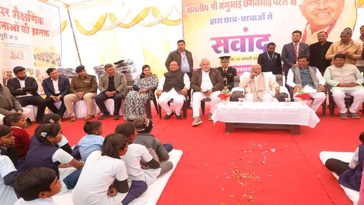 shivpuri,  Sahariya families, Governor Patel