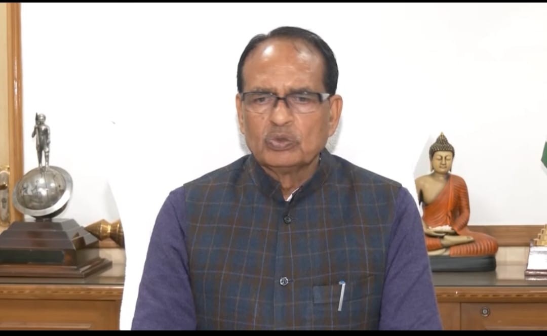 new delhi, Shivraj Singh Chauhan, planting a sapling  