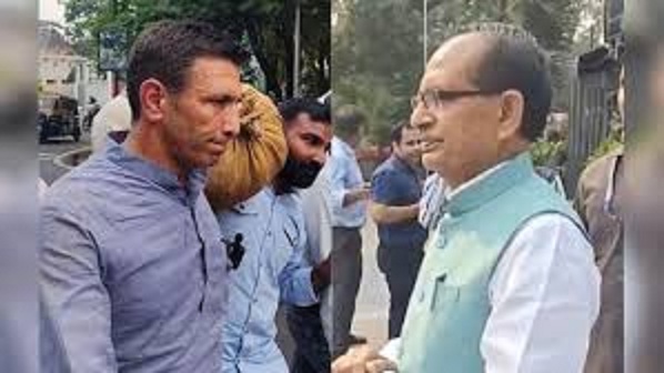 bhopal, Jitu Patwari , bungalow of Union Minister  