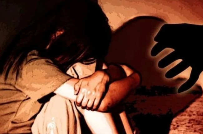 rewa, Auto driver, rapes 9-year-old girl