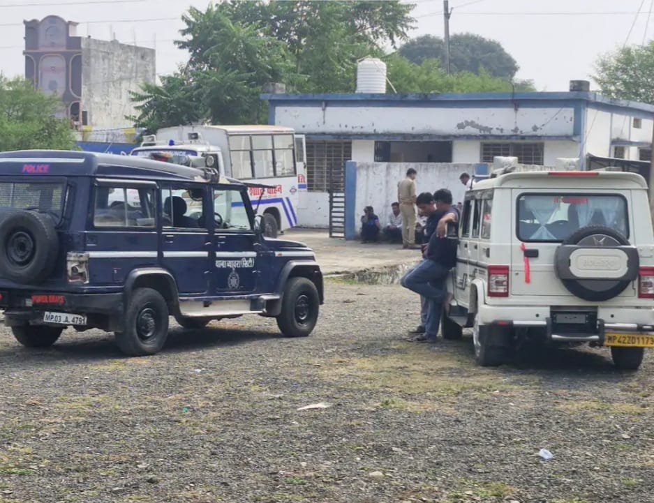 rajgarh, Suspicious death, detained warrantee