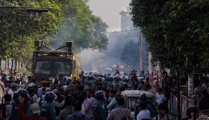 dhaka, Bangladesh tense, Hasina
