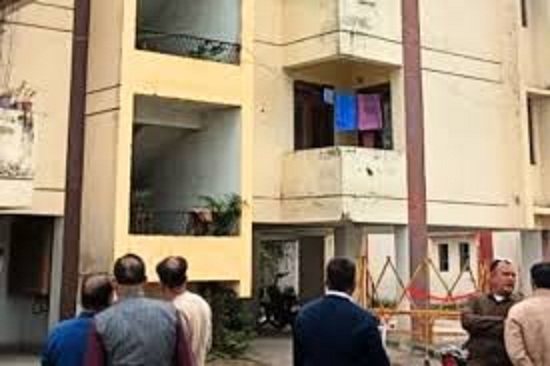 vidisha, Naib Tehsildar dies, third floor