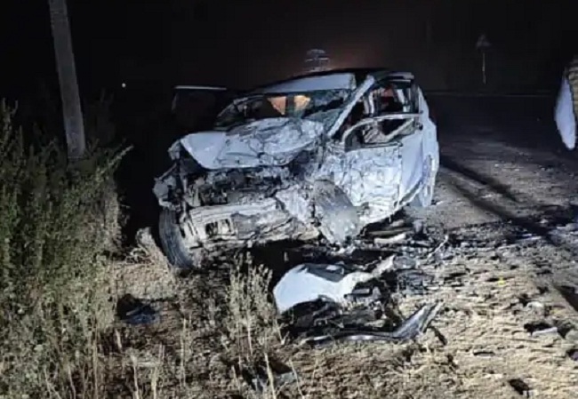 bhopal, Four people died , two cars 