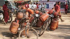  Bhopal, Major change, LPG booking ,rules, new bookings ,rural areas , done only, after 45 days
