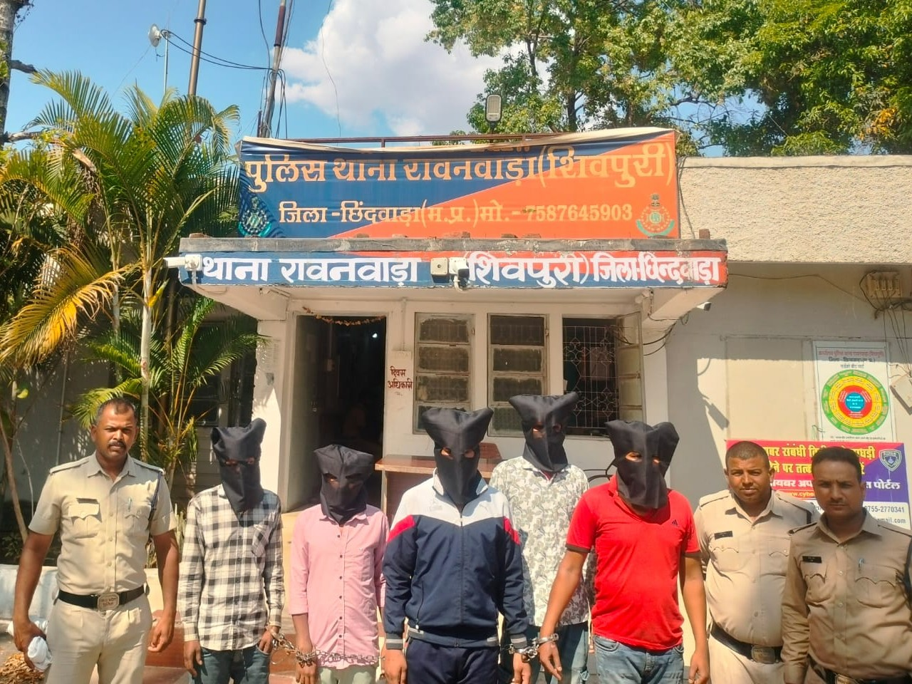 Chhindwara, youth , kidnapped, Raven Wave, police arrested, people.