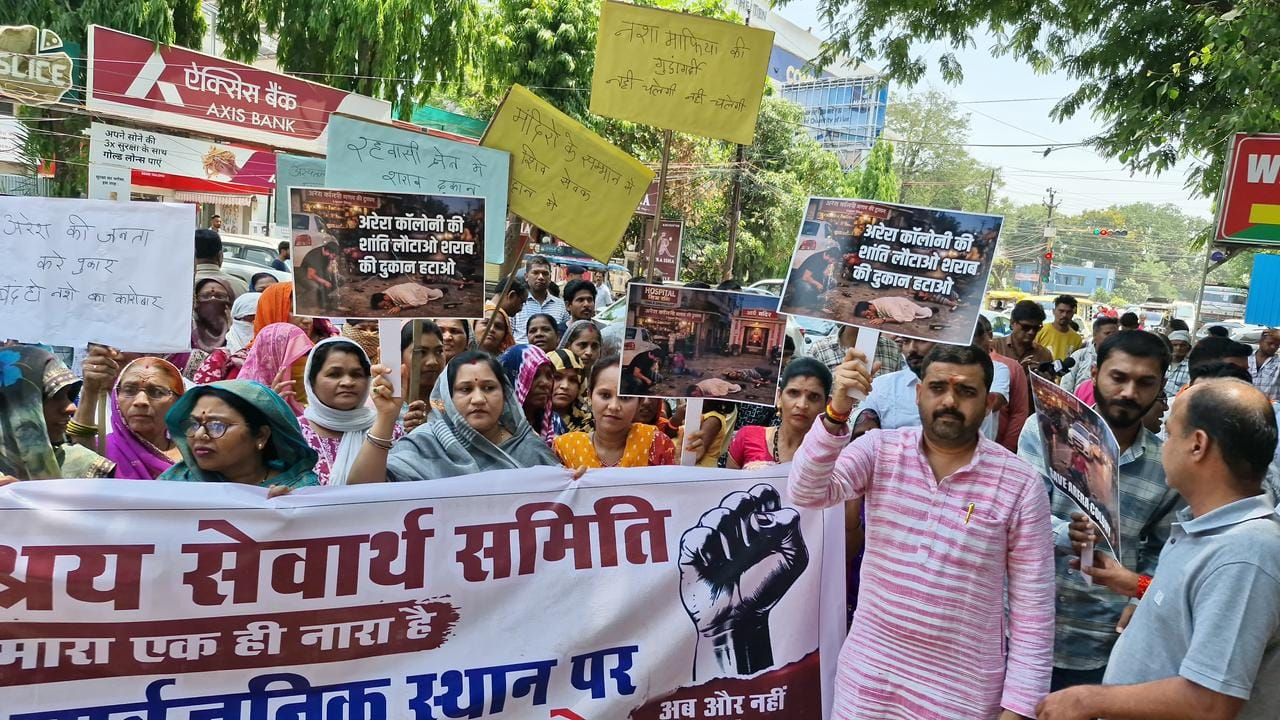 Bhopal: Liquor shops, near temples , schools spark protests