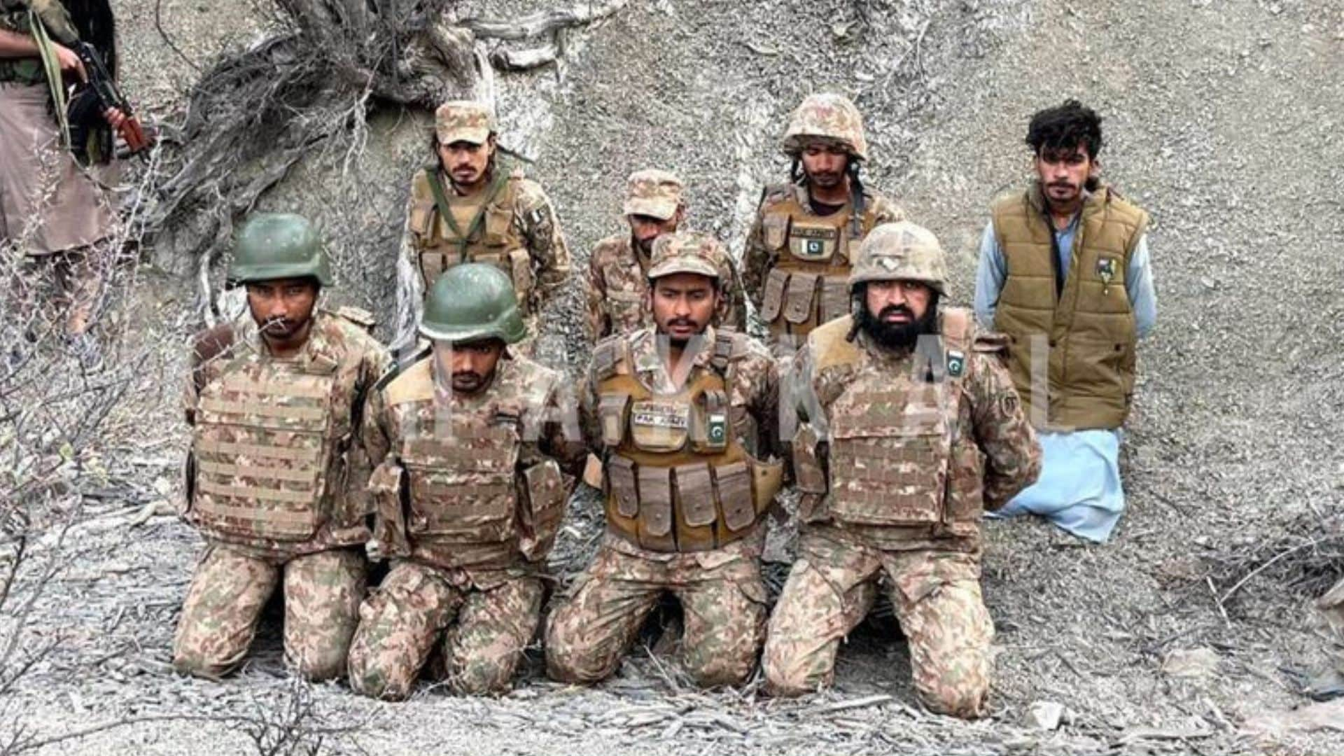 Pakistan, several military bases captured, soldiers,hostage, who done this