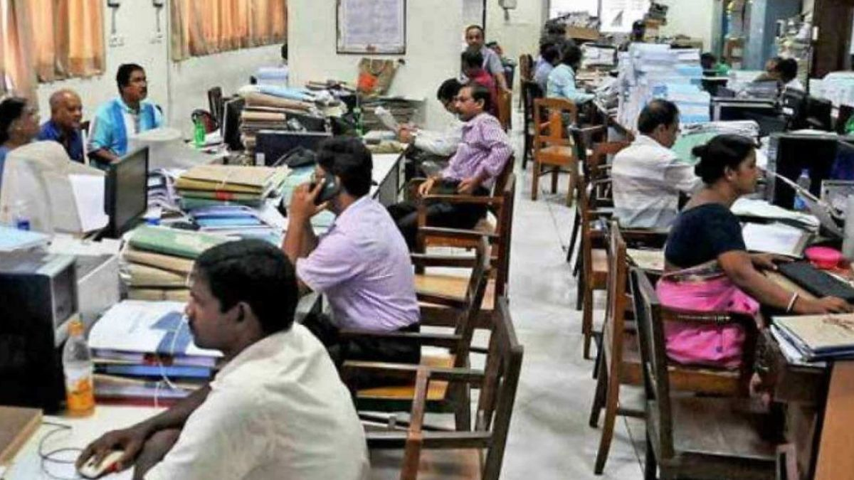 Service records, employees , receiving incorrect salary benefits