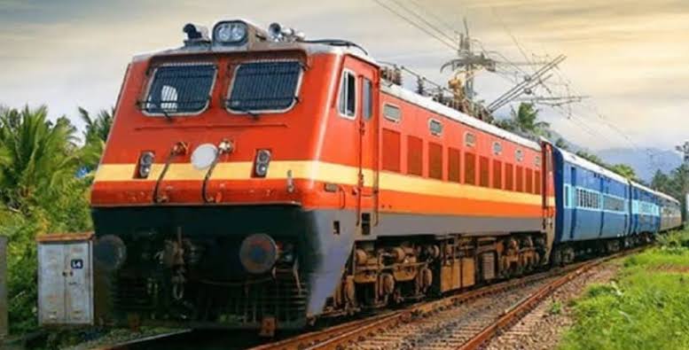 Bhopal Railway , Division meeting: trains suspended , COVID 
