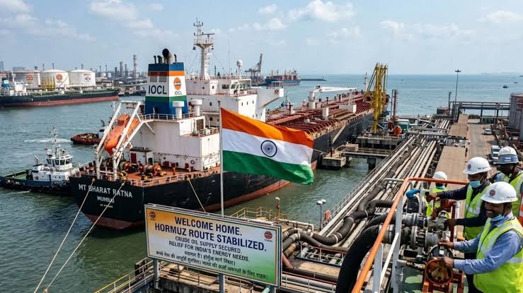 Hormuz crisis,  Ban ,  deployment , Indian seafarers.